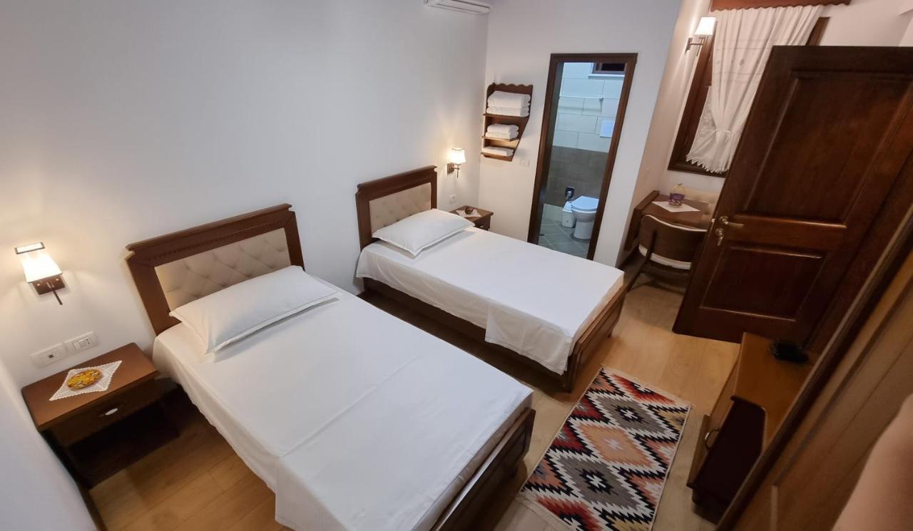 Master Hotel Berat Eksteriør bilde