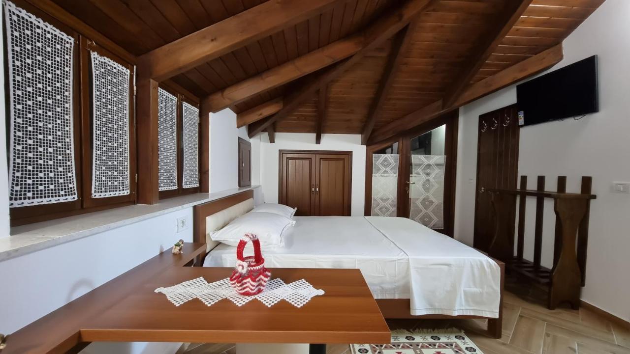 Master Hotel Berat Eksteriør bilde