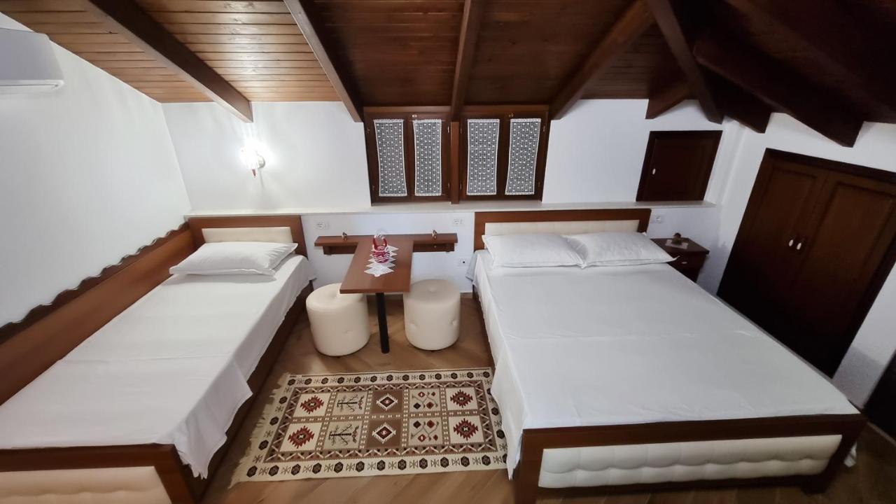 Master Hotel Berat Eksteriør bilde